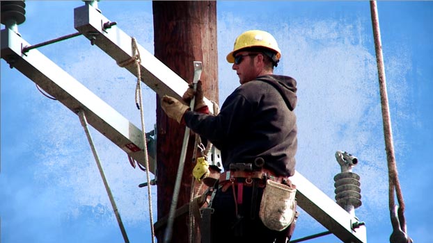 Union Electrical Lineman Worker